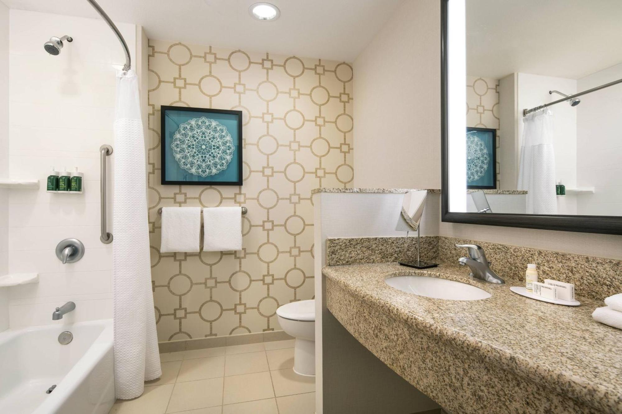 คอร์ตยาร์ด ซานตาบาร์บารา โกลตา Hotel Goleta ภายนอก รูปภาพ