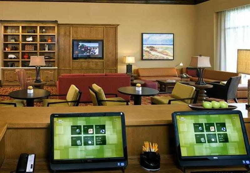 คอร์ตยาร์ด ซานตาบาร์บารา โกลตา Hotel Goleta ภายนอก รูปภาพ