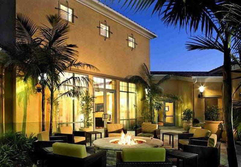 คอร์ตยาร์ด ซานตาบาร์บารา โกลตา Hotel Goleta ภายนอก รูปภาพ